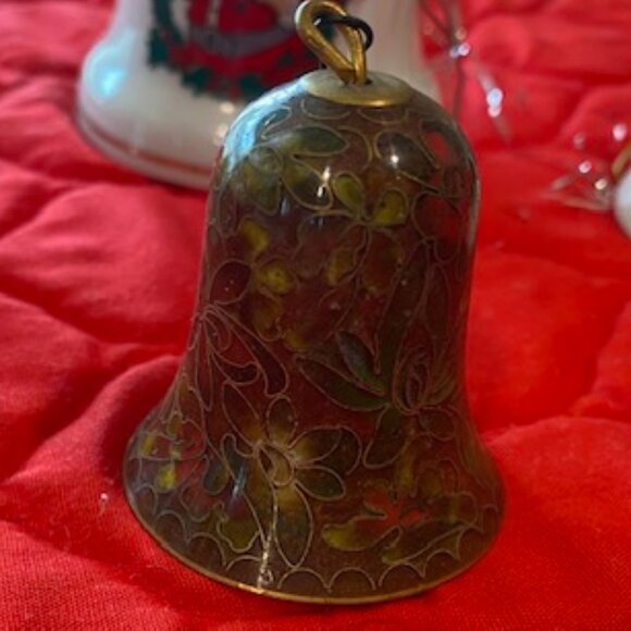 Lot of 9 VINTAGE CHRISTMAS BELLS * Porcelain & Ceramic & CLOISSOINE ~ - Picture 7 of 16